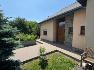 Entrée de maison en résine